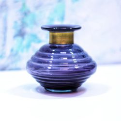 گلدان شیشه ای شیاردار گردن برنجی (کد 22)
