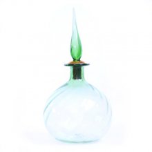 بطری شیشه ای موجدار در نیزه ای کوتاه سبز