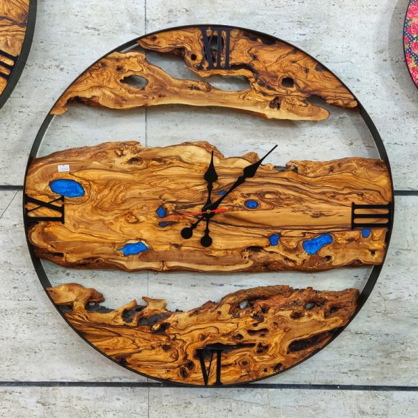 ساعت دیواری چوبی روستیک مدل چاوش | دکوکاف